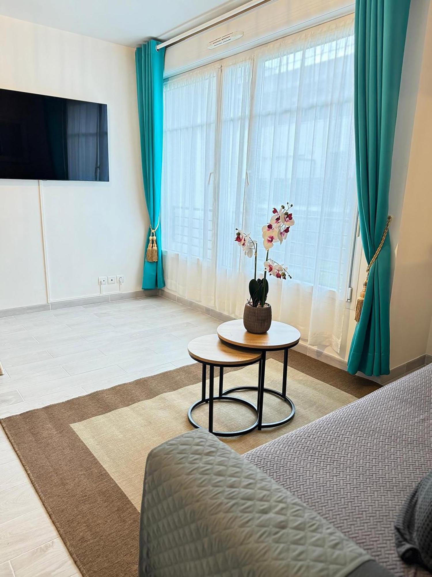 Appartement Magnolia 40M2, Parking Et Wifi Gratuit Montevrain Exterior photo